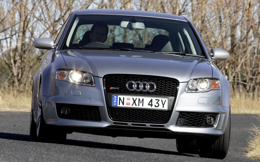 Audi RS4 Sedan (B7, 8E) (AU) '2006 - 07